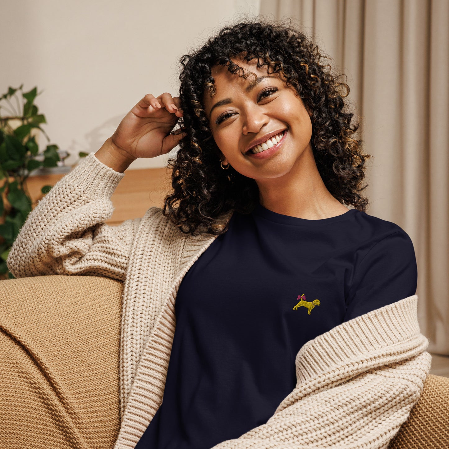 Unleashed Life Little Yellow Dog with Bow Women's Relaxed T-Shirt